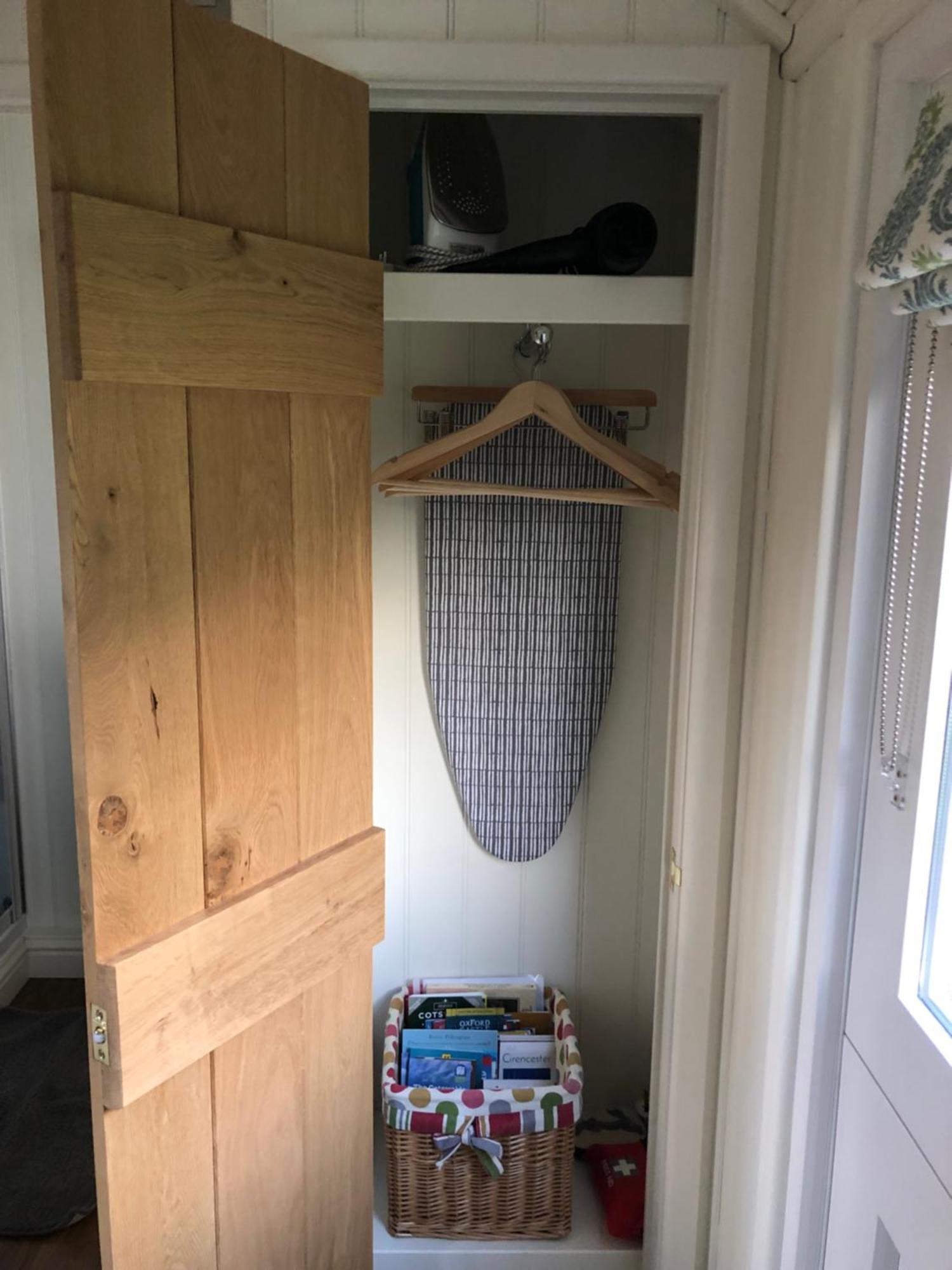 Green Valley, Cotswold Stay With Hamper チェルトナム エクステリア 写真