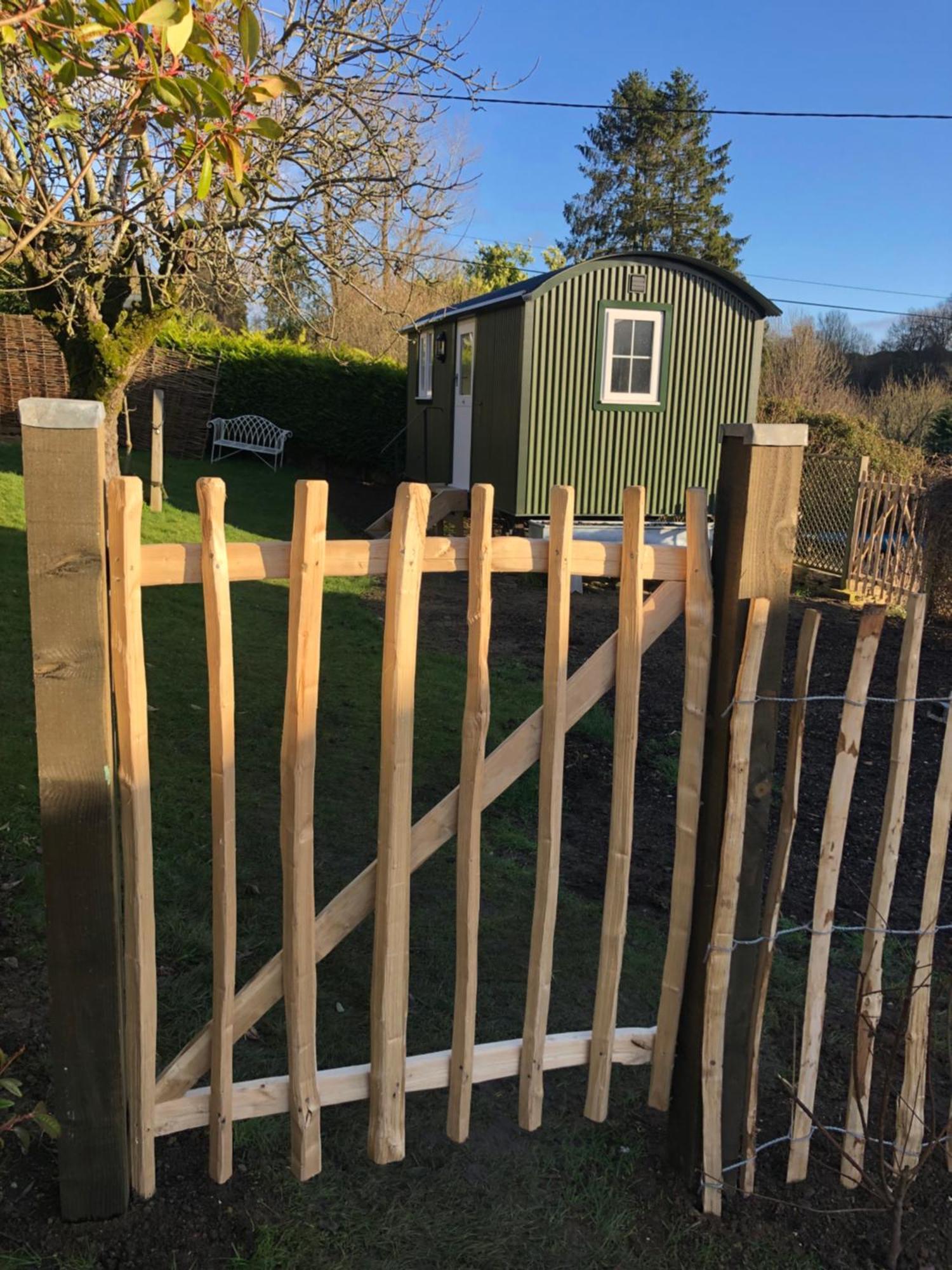 Green Valley, Cotswold Stay With Hamper チェルトナム エクステリア 写真